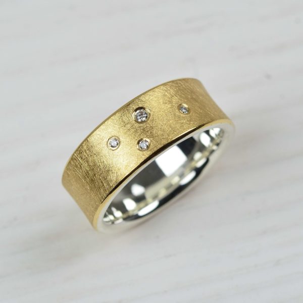 18ct gold and sterling silver ring with diamonds