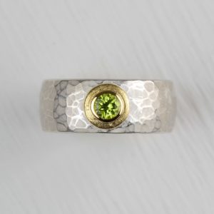 sterling silver and 18ct gold ring with peridot