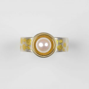 sterling silver, 18ct gold and finegold ring with akoya pearl