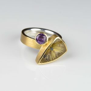 18ct gold and sterling silver ring with star rutile quartz and spinel