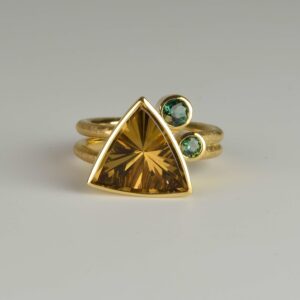 18ct gold citrine and tourmaline ring